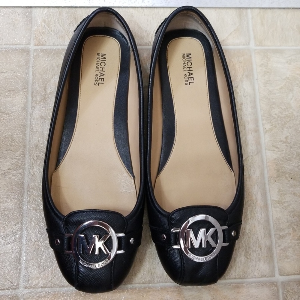 Michael Kors Black Flats Size 7